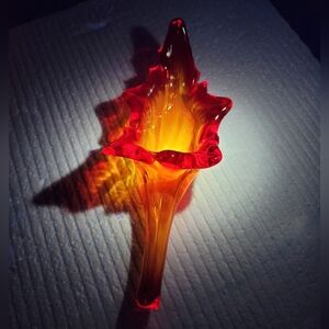 Vintage Pilgrim Glass red orange Amberina art glass leaf flower bowl 1950's RARE